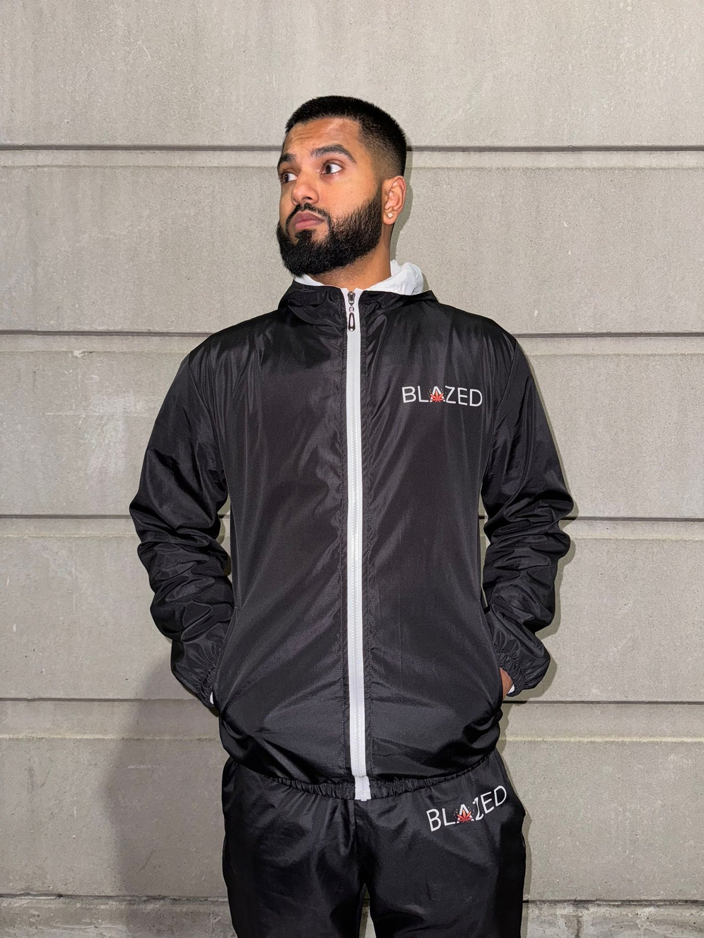 Blazed Windbreaker Tracksuit, All black windbreaker tracksuit, Tracksuit full fit